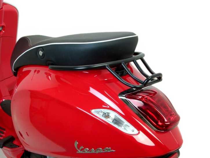 Gepäckträger hinten Moto Nostra mit Soziushaltegriff Vespa Primavera 50 (ZAPC53100, ZAPC53200), Vespa Primavera 125 (ZAPM81100), Vespa Primavera 150 (ZAPM81200), Vespa Sprint 50 (ZAPC53101, ZAPC53201), Vespa Sprint 125 (RP8M82111, ZAPM81300, ZAPM81301) 