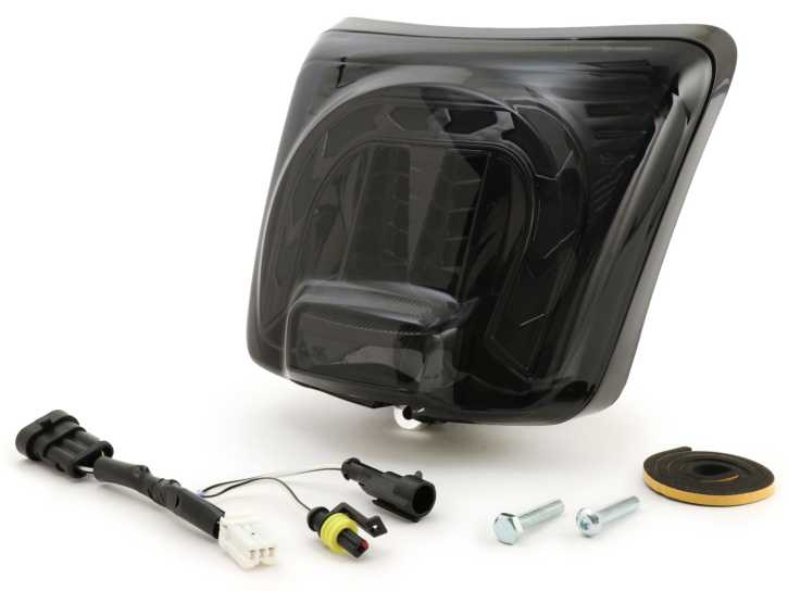 Rücklicht inkl. Rahmen Moto Nostra LED ´Arrows´ Vespa GTS (2019-) GTS125 iGet, GTS300 HPE, GTS SUPER 125/300 HPE, GTS SUPERSPORT 125/300, GTS SUPERTECH 125/300 HPE Glas schwarz/ Rahmen schwarz glänzend